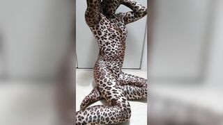 Japanese Crossdresser in the Fetish Leopard Zentai