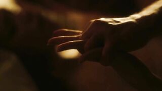 Jessica de Gouw - Dracula s1e10