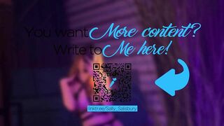 showing ass and masturbating pussy