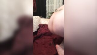 milf masturbating