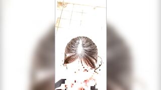 【素人×大学生】ちんちん大好き淫乱女子から連絡きたので昼間から公衆トイレで咥えさせてきた。