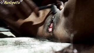 Aunty wife ka chut ki Bal raat mai saaf Kiya   Auntie wife's power of relaxation may be cleared in the night