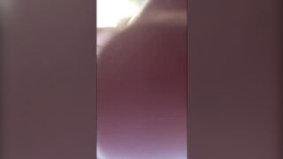 sexy suce bite de son pote devant ses amis