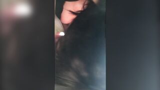 sexy suce bite de son pote devant ses amis