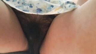 Mommy hairy pussy