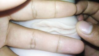 Papá despierta a su puta para tocarle el coño, ¡te dice que te quedes quieto y tomes