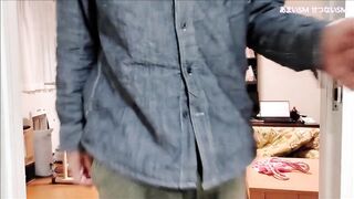 A masochist woman who gives fellatio service to her master.I think SM is romantic.あまいSMせつないSM