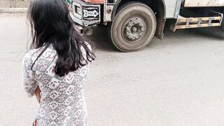 She does sex in 300 on road