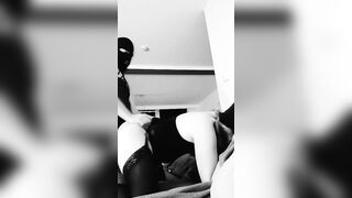 Je l encule comme une chienne et temine mon sperm dans sa bouche