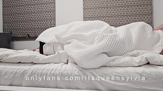 Roommate Sneaks Into My Smelly Dutch Oven