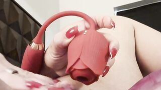 Look, my pussy is winking